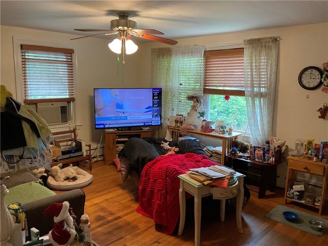 74 Aberdeen Street, West Warwick, RI 02893