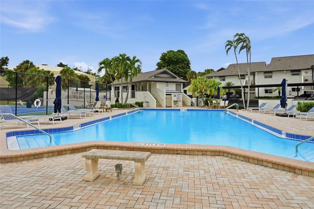 4234 GULF OF MEXICO DRIVE D1, Longboat Key, FL 34228