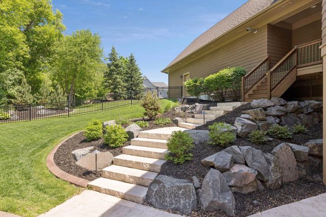 5628 Garden Drive, Woodbury, MN 55129