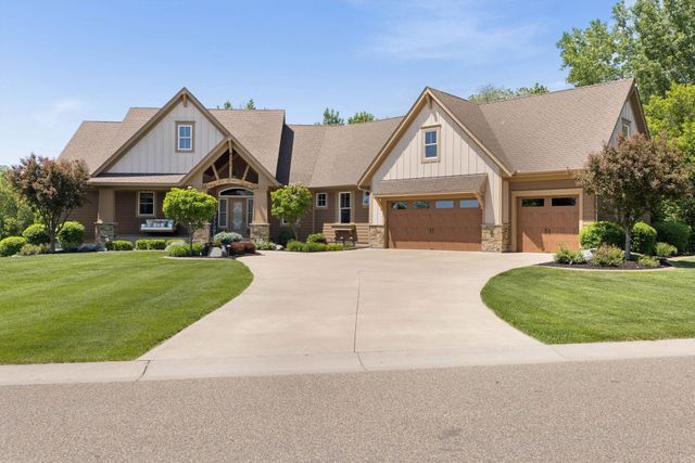 5628 Garden Drive, Woodbury, MN 55129
