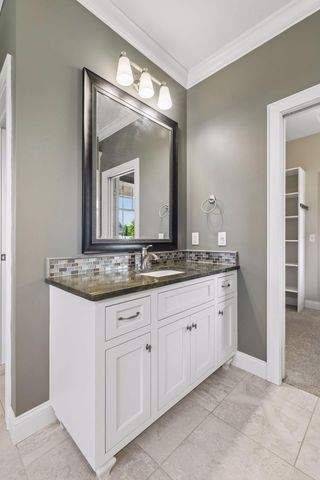 5628 Garden Drive, Woodbury, MN 55129