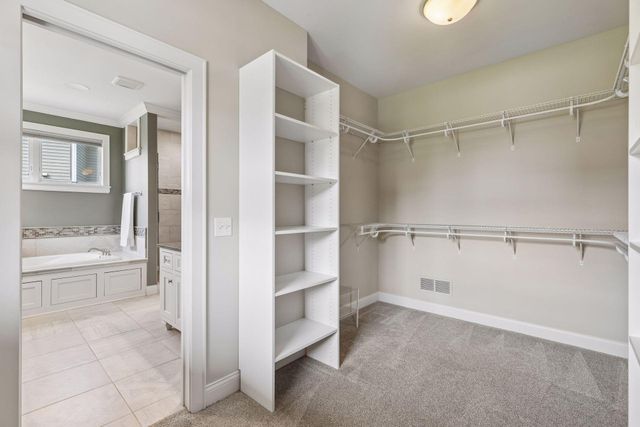 5628 Garden Drive, Woodbury, MN 55129