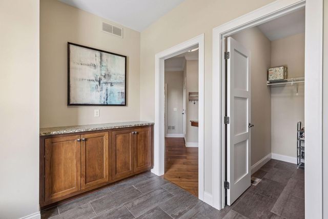 5628 Garden Drive, Woodbury, MN 55129