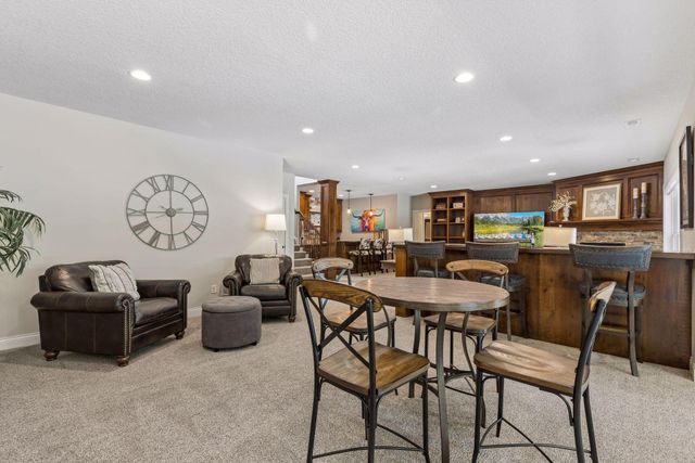 5628 Garden Drive, Woodbury, MN 55129