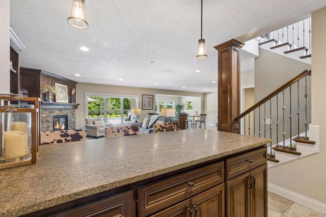 5628 Garden Drive, Woodbury, MN 55129