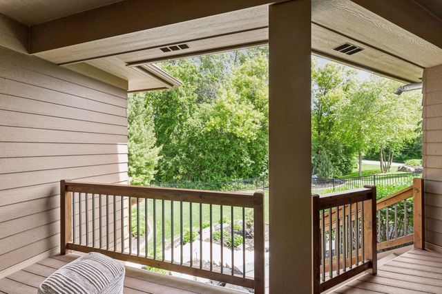 5628 Garden Drive, Woodbury, MN 55129