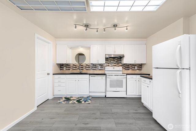 1301 Edmonds Avenue NE, Renton, WA 98056