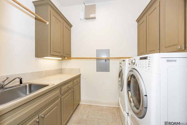 17636 Heritage Estates Dr, Saint George, LA 70810