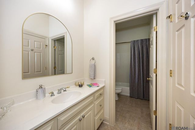 17636 Heritage Estates Dr, Saint George, LA 70810