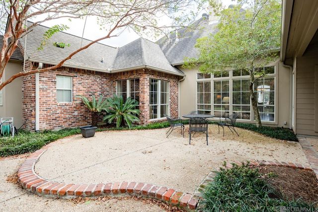 17636 Heritage Estates Dr, Saint George, LA 70810