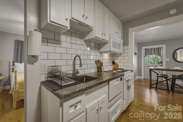 905 Carbon City Road, Morganton, NC 28655