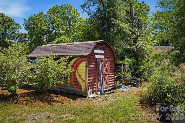 905 Carbon City Road, Morganton, NC 28655
