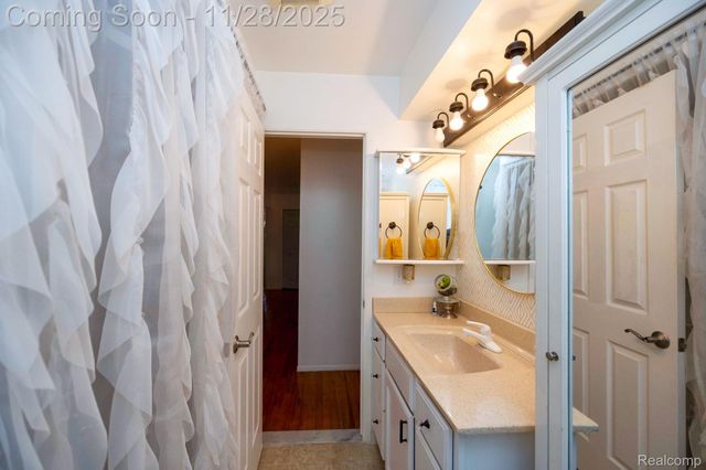 10440 Michael Street, Taylor, MI 48180