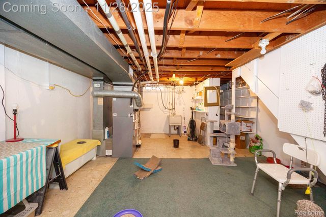 10440 Michael Street, Taylor, MI 48180