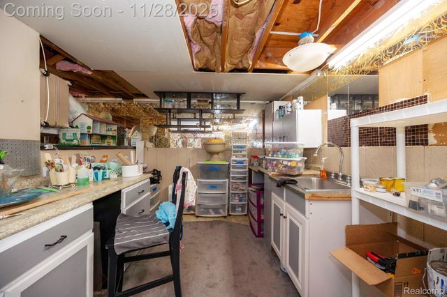 10440 Michael Street, Taylor, MI 48180