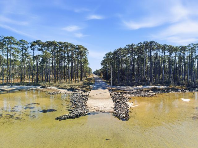 13 Gustaf Drive, Santa Rosa Beach, FL 32459