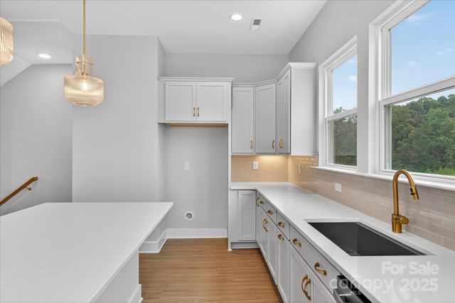 412 Nathaniel Way BRX0052, Charlotte, NC 28213