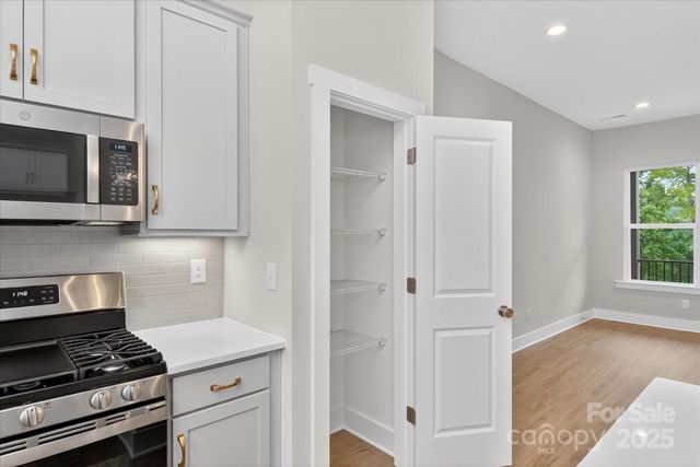 412 Nathaniel Way BRX0052, Charlotte, NC 28213