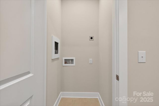 412 Nathaniel Way BRX0052, Charlotte, NC 28213