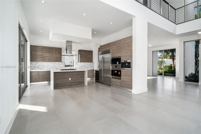 16720 N Botaniko Dr N, Weston, FL 33326