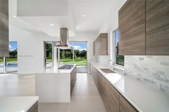 16720 N Botaniko Dr N, Weston, FL 33326