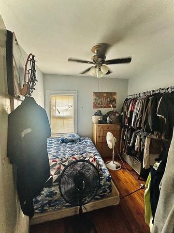 211 Vernon St 1, Worcester, MA 01604