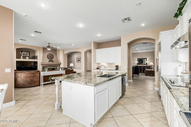 5025 S MINGUS Place, Chandler, AZ 85249