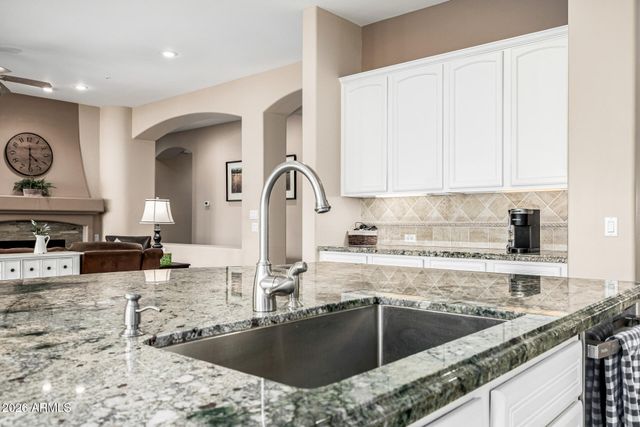 5025 S MINGUS Place, Chandler, AZ 85249