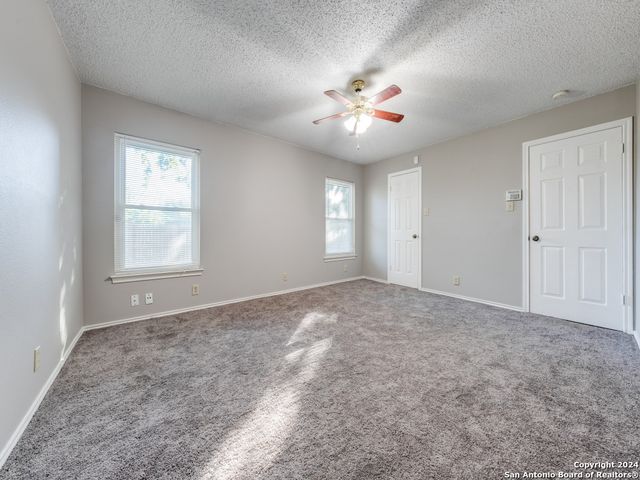 12127 BRANDING PT, Helotes, TX 78023