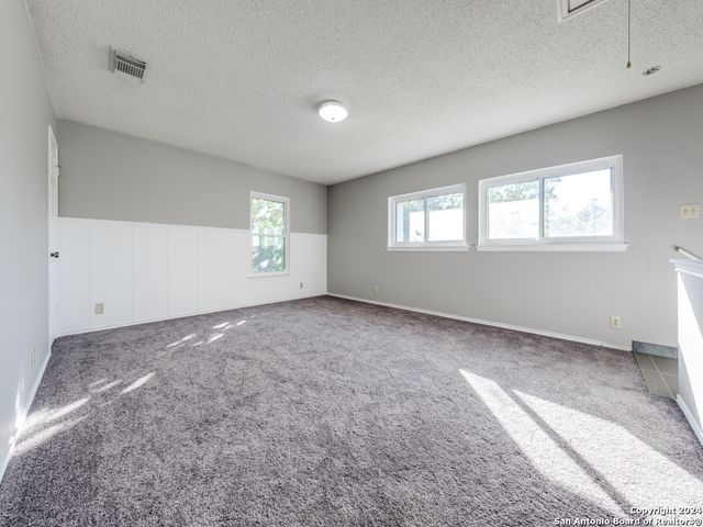 12127 BRANDING PT, Helotes, TX 78023