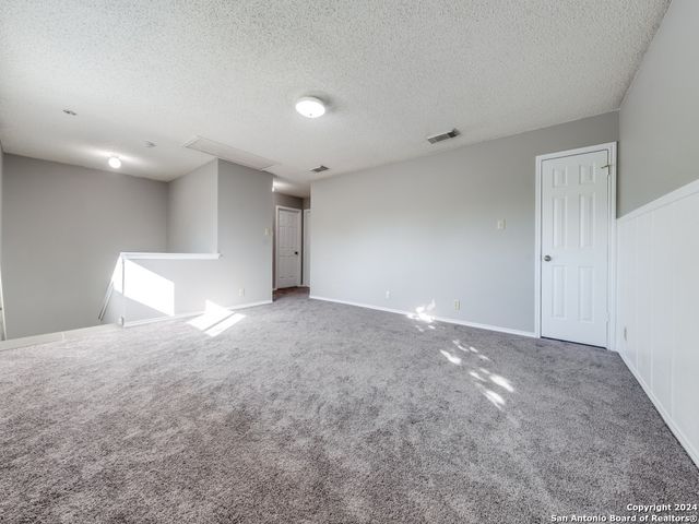 12127 BRANDING PT, Helotes, TX 78023