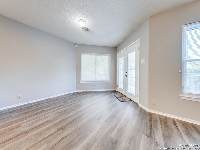 12127 BRANDING PT, Helotes, TX 78023