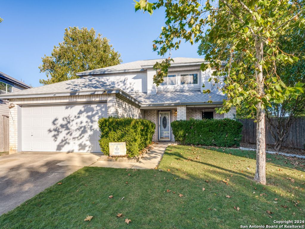 12127 BRANDING PT, Helotes, TX 78023