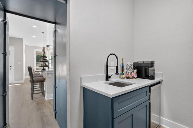 332 Jonny Boy Way, Springtown, TX 76082