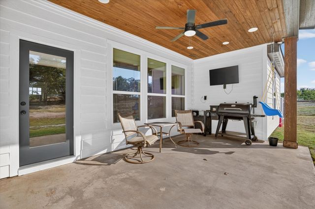 332 Jonny Boy Way, Springtown, TX 76082