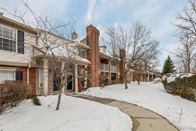 3462 Tremonte Cir N, Rochester, MI 48306