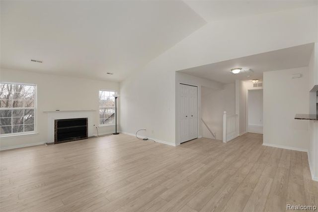 3462 Tremonte Cir N, Rochester, MI 48306