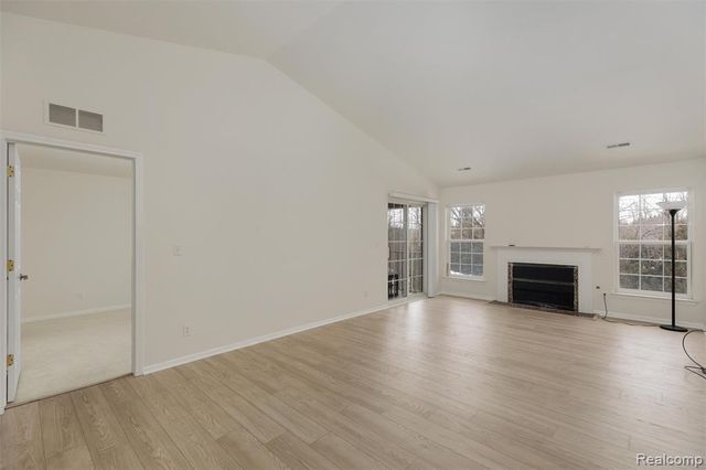 3462 Tremonte Cir N, Rochester, MI 48306