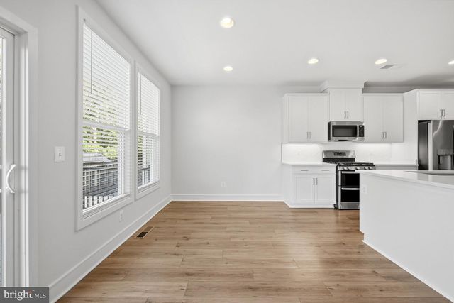 120 CHOKE CHERRY CT, Lake Frederick, VA 22630
