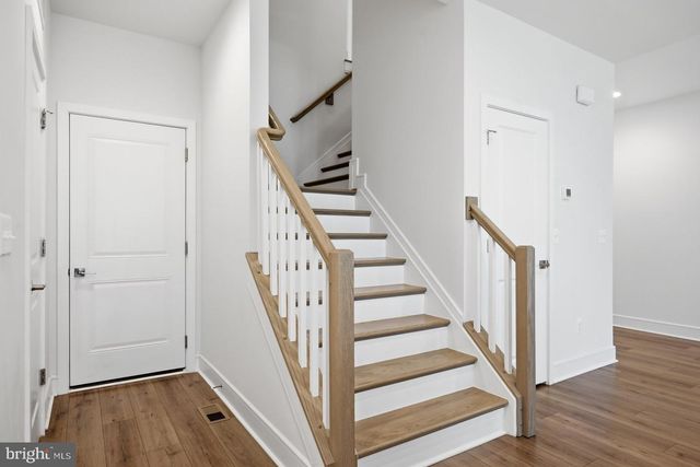 120 CHOKE CHERRY CT, Lake Frederick, VA 22630