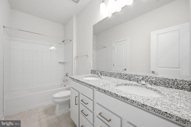 120 CHOKE CHERRY CT, Lake Frederick, VA 22630