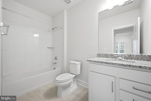120 CHOKE CHERRY CT, Lake Frederick, VA 22630