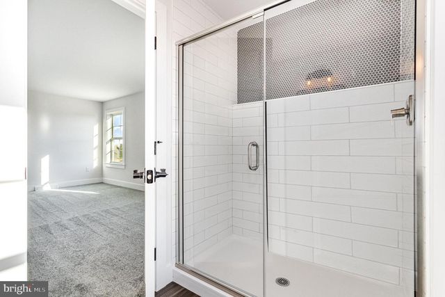 100 EAGLE PKWY, Elizabethtown, PA 17022