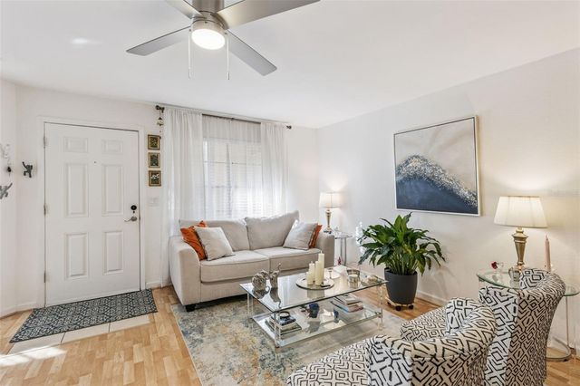 415 LAKEPOINTE DRIVE 103, Altamonte Springs, FL 32701