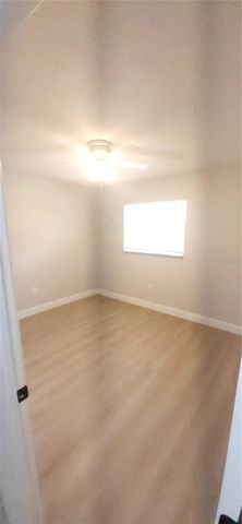 901 S TAYLOR ROAD, Seffner, FL 33584