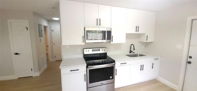 901 S TAYLOR ROAD, Seffner, FL 33584