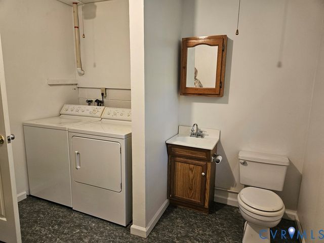 1503 Shields Cir, Farmville, VA 23002