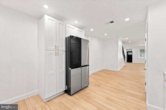5726 W JEFFERSON ST, Philadelphia, PA 19131