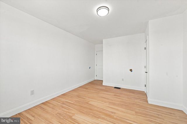 5726 W JEFFERSON ST, Philadelphia, PA 19131