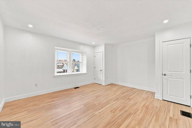 5726 W JEFFERSON ST, Philadelphia, PA 19131